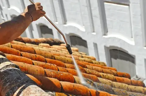 Nettoyage de toitures - Le Faouët